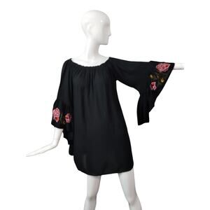 Feathers Womens size Large Embroidered Off The‎ Shoulder Boho Flowy Hippie Dress